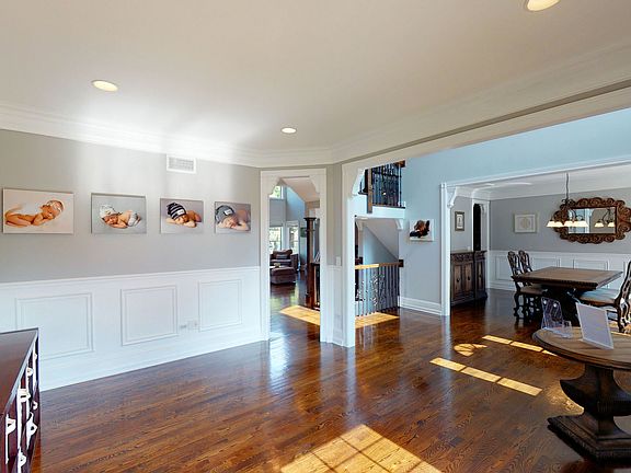 5th image of 25915 W Meadowland Cir