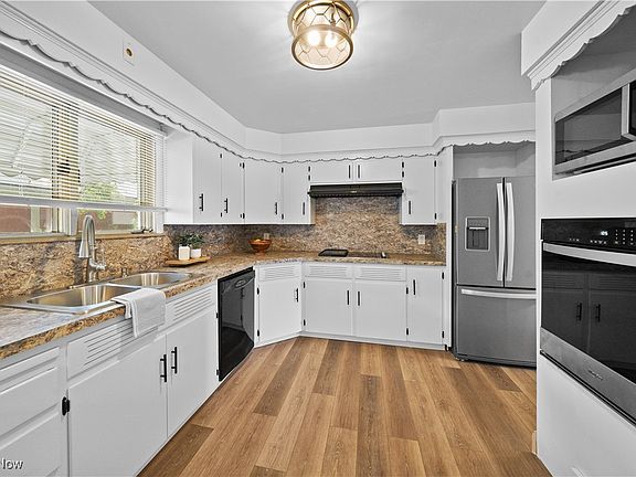 4th image of 2740 Belmar Dr