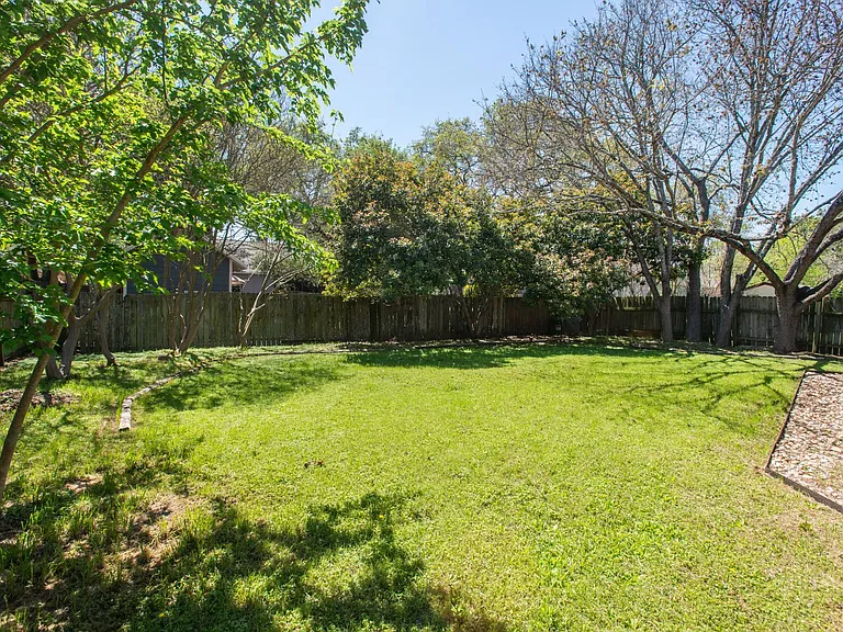5811 Cannon Mountain Dr — Photo 33