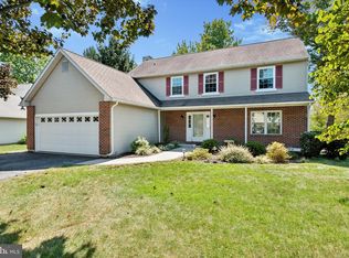 333 Misty Autumn Dr, Exton, PA 19341