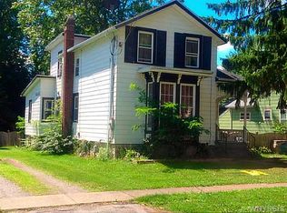 40 Lewis St, Lockport, NY 14094