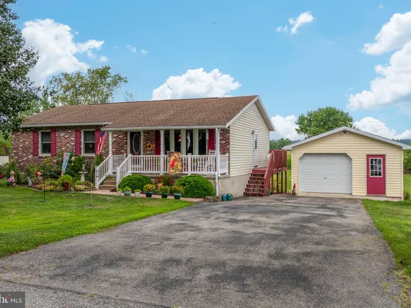 4451 Pine Hill Rd, Dover, PA 17315