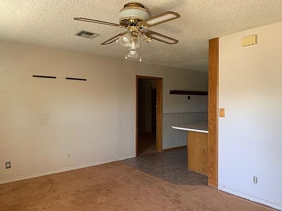 4th image of 217 Hayden Blvd
