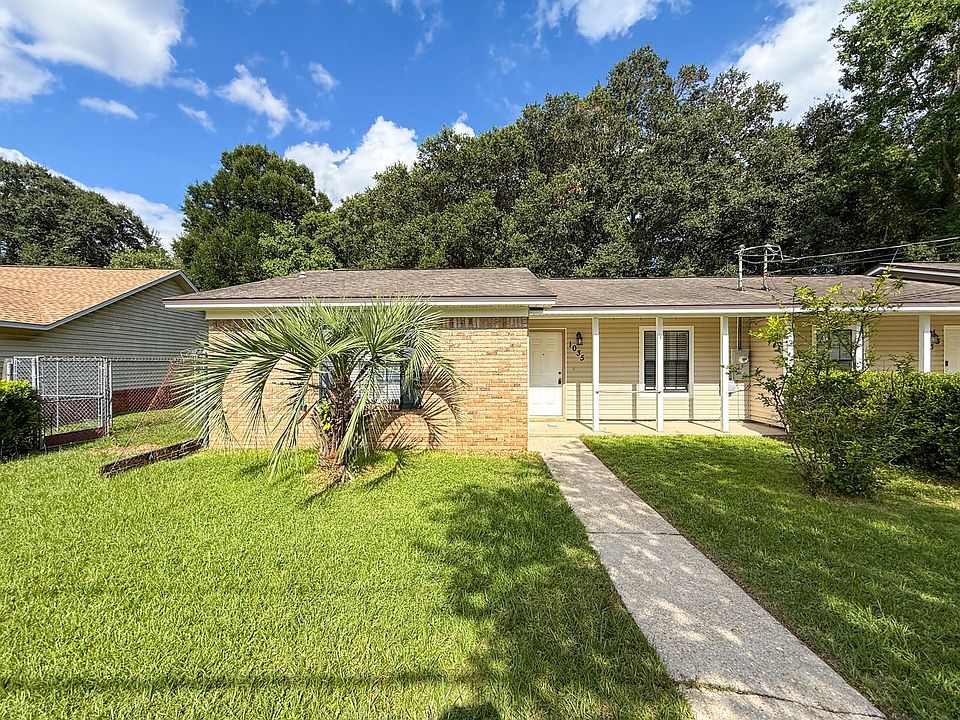 1st image of 1035 Peakview Dr