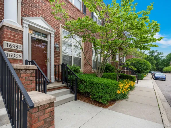 16966 Farmington Rd, Livonia, MI 48154