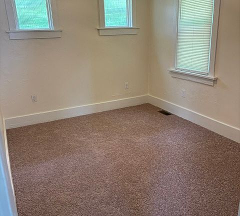 2nd image of 3296 Babcock Blvd
