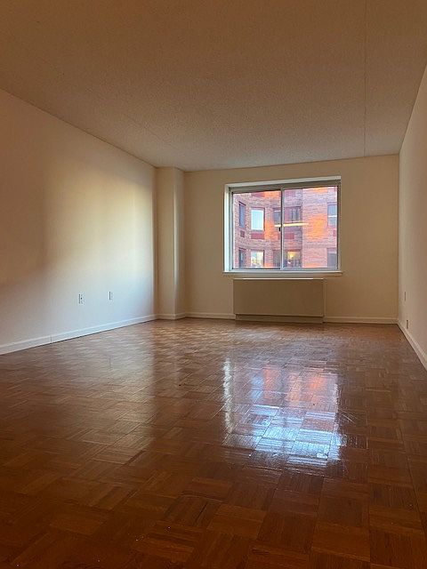 1st image of 50 Battery Pl APT 7Y