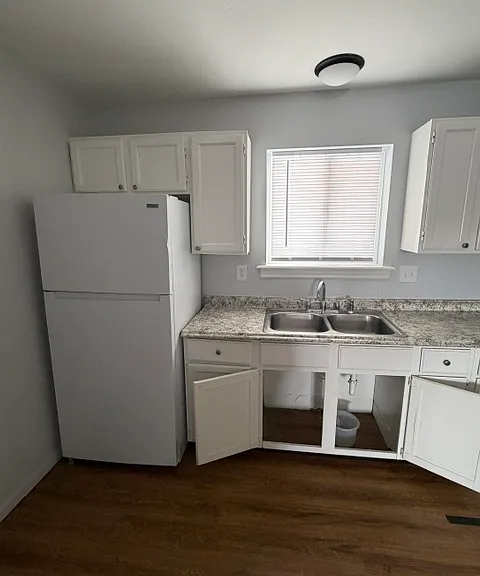 212 Chestnut St #1 — Photo 6