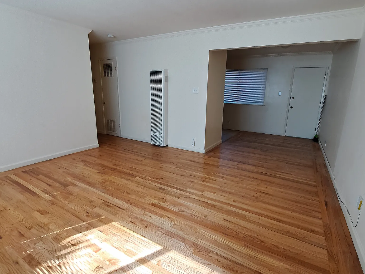 3 Bdrm Ready For New Tenant — Photo 2