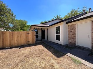 2112 Cedar Bend Dr #B, Austin, TX 78758