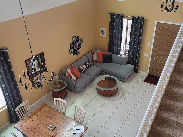 3826 E Cat Balue Dr — Photo 2