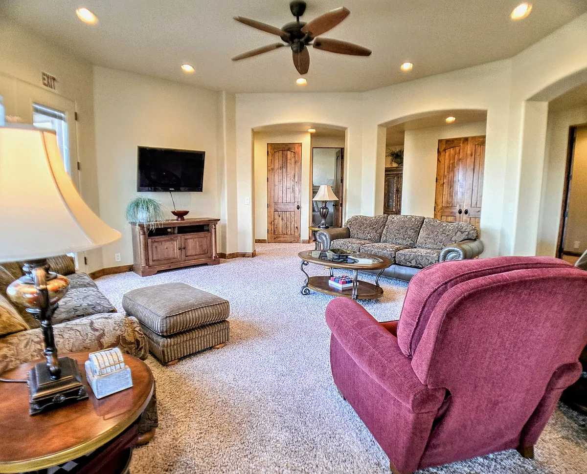 Building Photo - 2394 W Valley View Dr #2