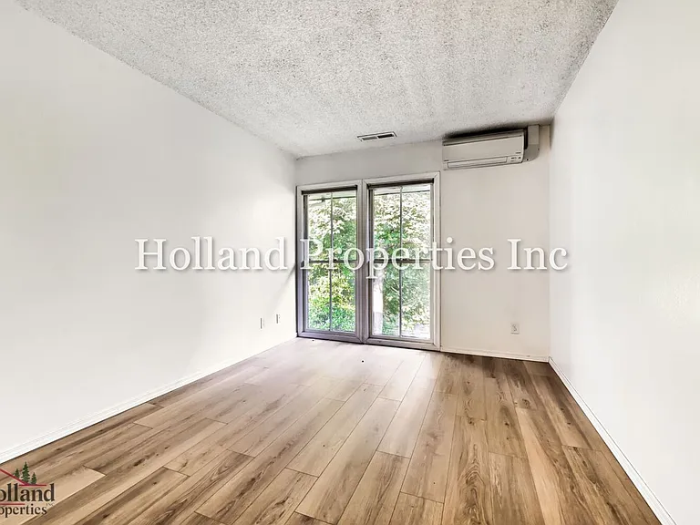 8747 SW Brightfield Cir — Photo 15