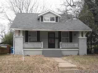 1215 Lindenwood Ave, Edwardsville, IL