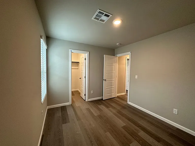 10516 SW 41st St — Photo 21