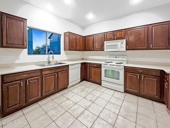 4th image of 6350 E Koufax Ln
