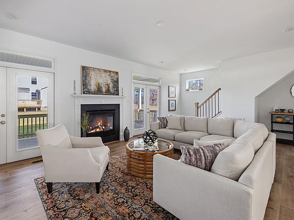 4th image of 15400 Freebridge Pl