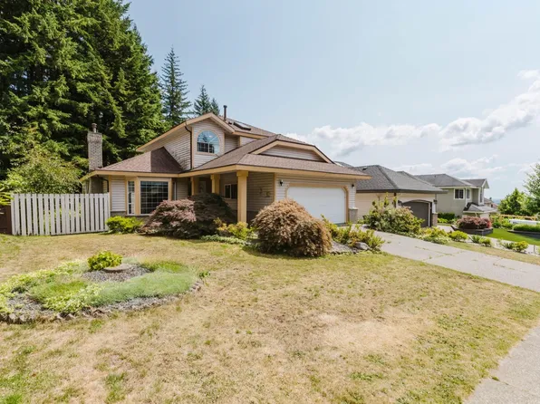1565 Bramble Ln, Coquitlam, BC V3E 2T5