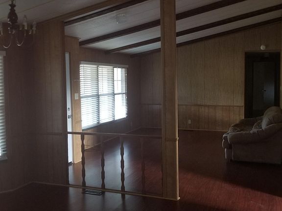 5th image of 216 Linda Dr