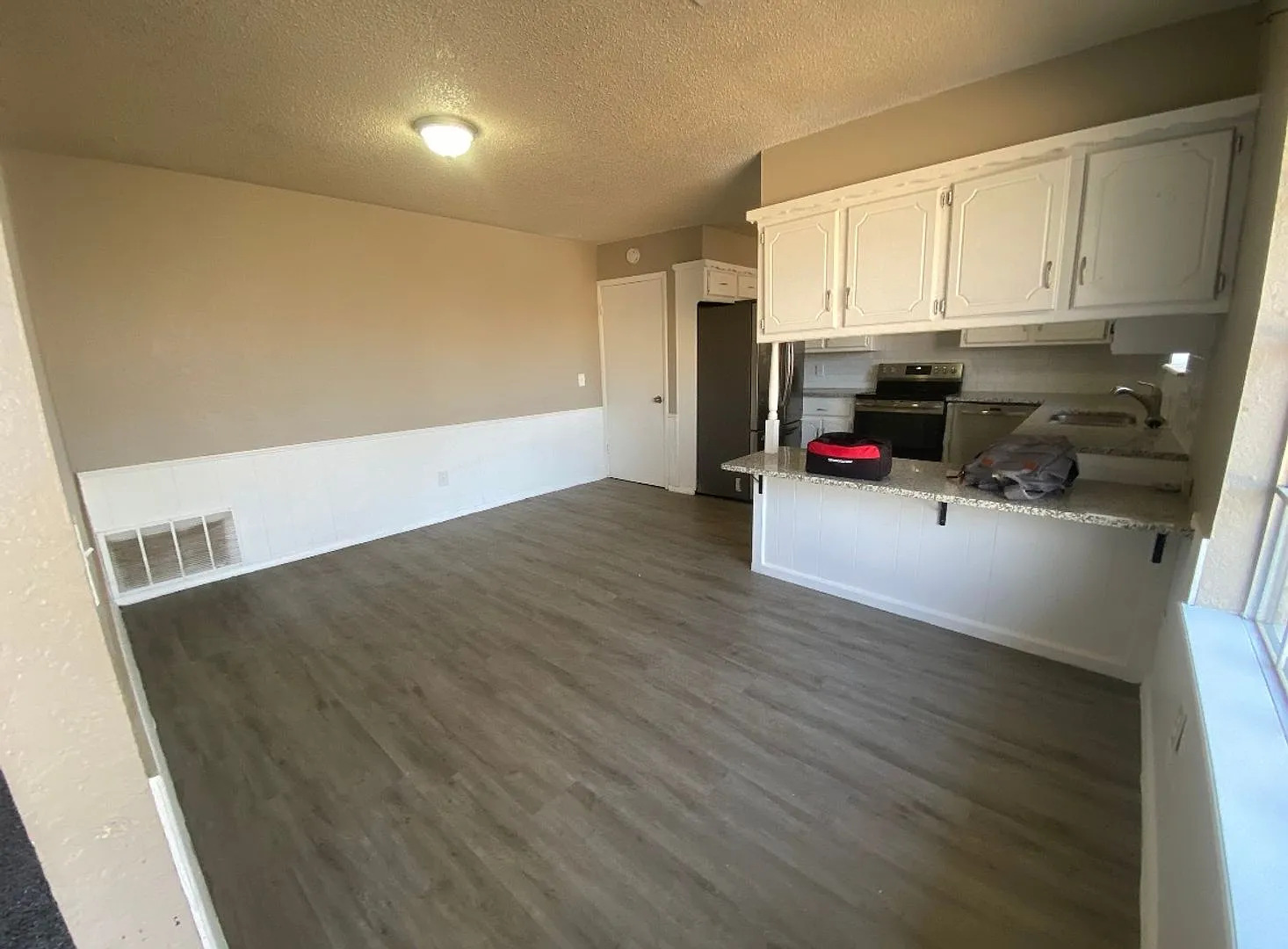 3 Bedroom House Available in OKC — Photo 4