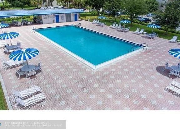 2nd image of 3402 Bimini Ln