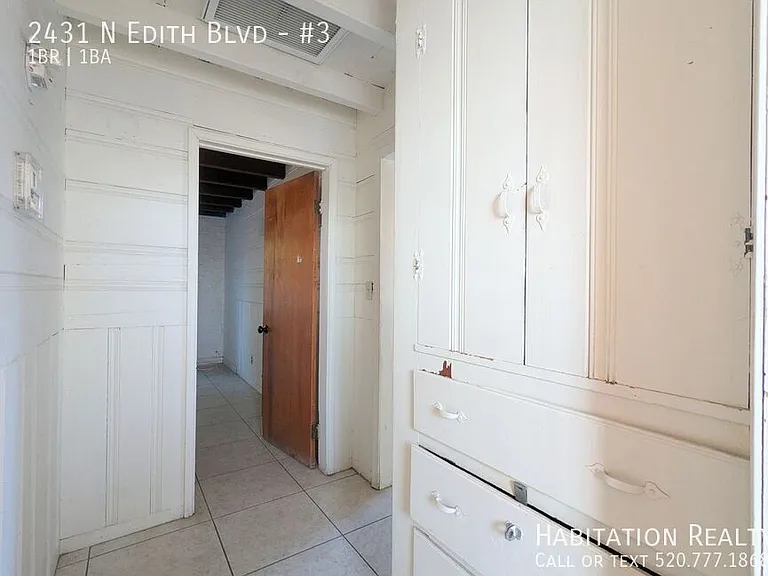 2431 N Edith Blvd #3 — Photo 11