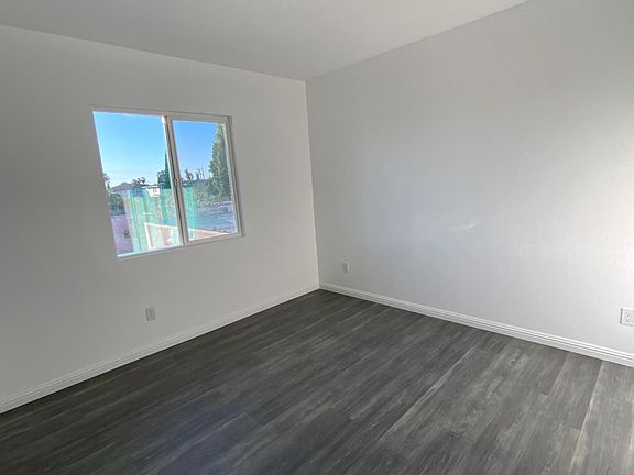 4th image of 3362 Alma Ave #D