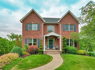 320 Thornwood Dr, Pittsburgh, PA
