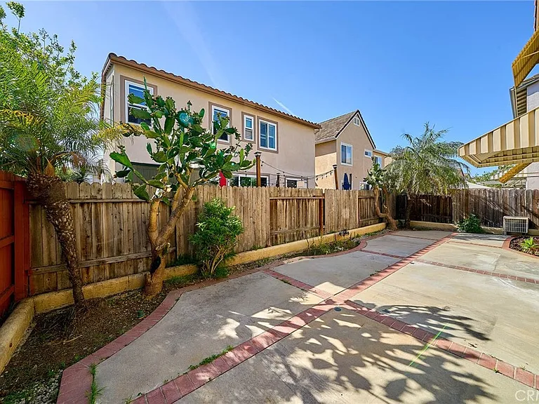 22859 Morro Dr — Photo 26
