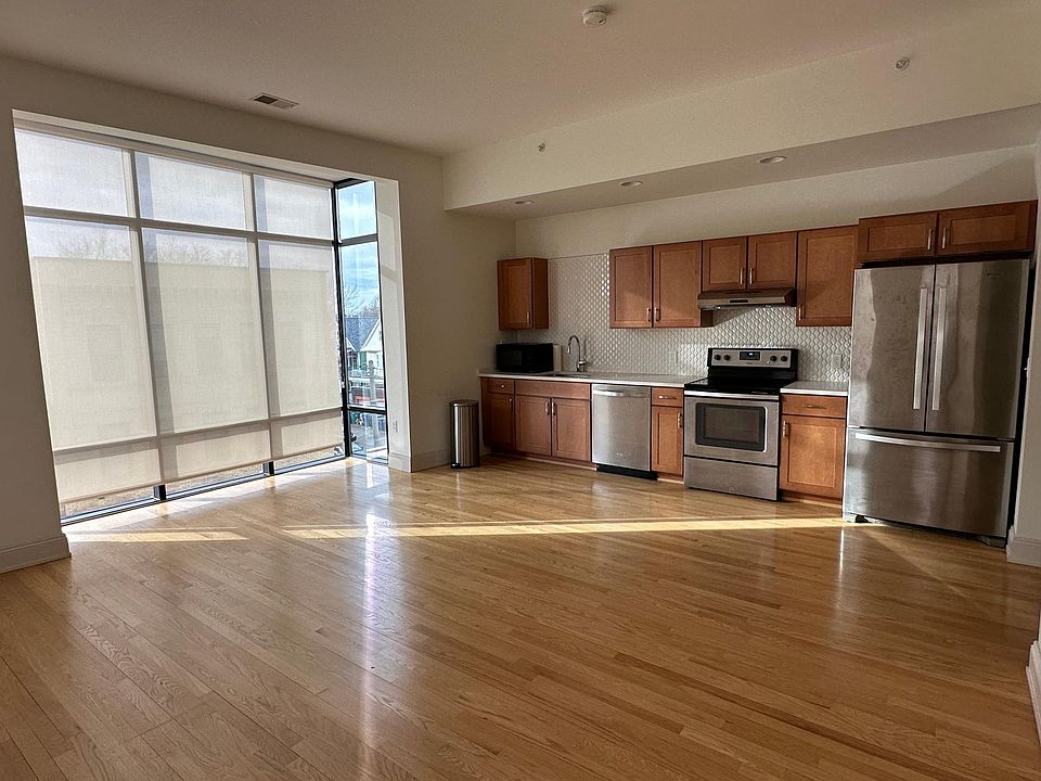 1st image of 363 Grant St APT 7