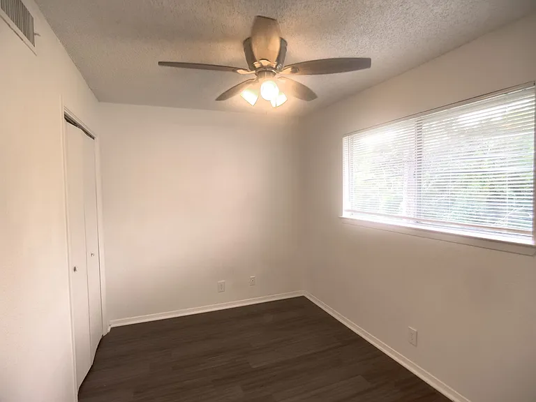 2627 Jones Rd — Photo 5