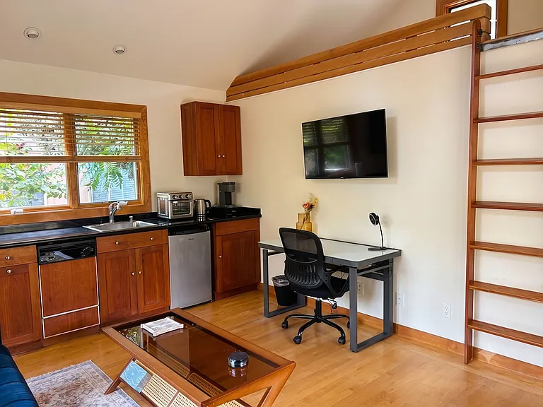 1546 Spruce St #C — Photo 4