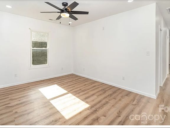2nd image of 115 Palmer St