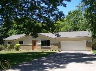 3470 Fieldview Ave, West Bloomfield, MI 48324
