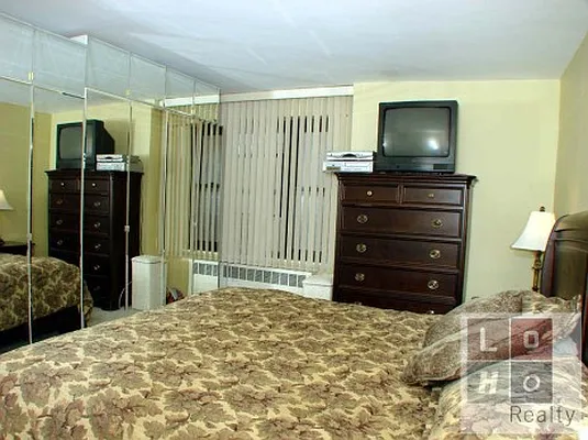 Rented by LoHo Realty | media 17