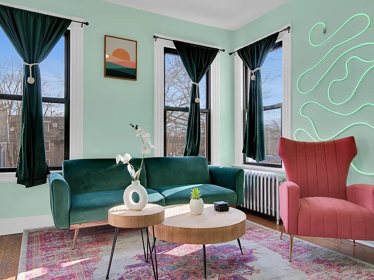 31 Canner St #2 — Photo 11