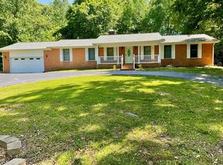 1144 Cedar Dr, Camden, TN 38320