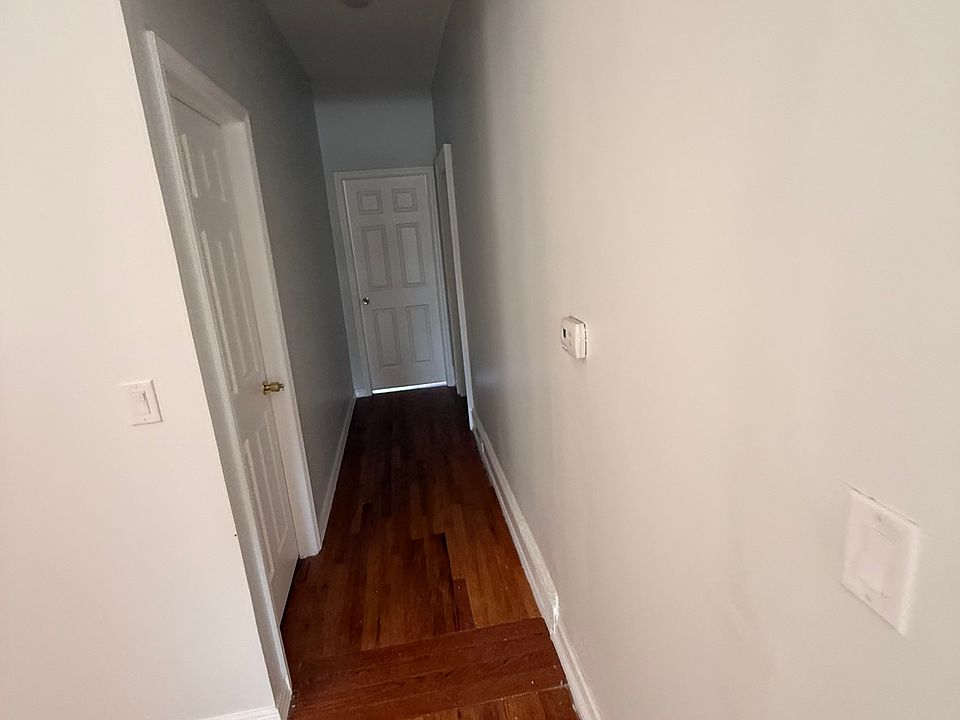 1st image of 18 W 22nd St Floor 2