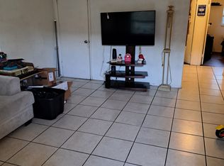 3736 141st Pl N APT B, Largo, FL 33771