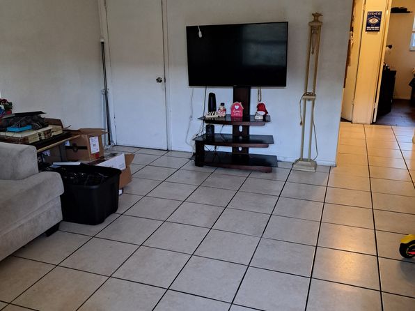 3736 141st Pl N APT A