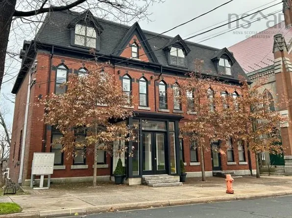 2267 Brunswick St, Halifax, NS B3K 2Y9
