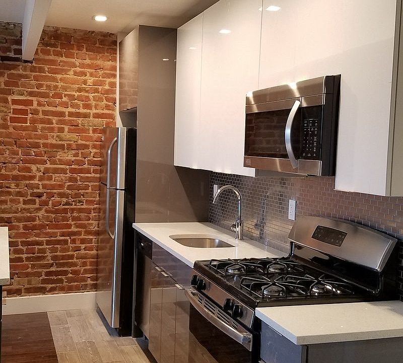 2nd image of 3054 Godwin Ter APT 3