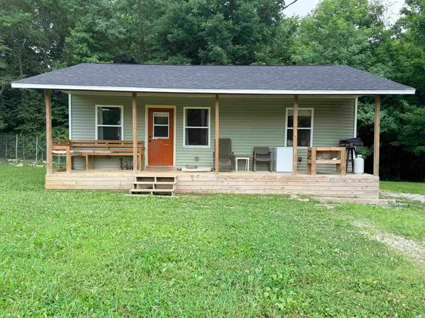 8682 N Newark Rd, Solsberry, IN 47459