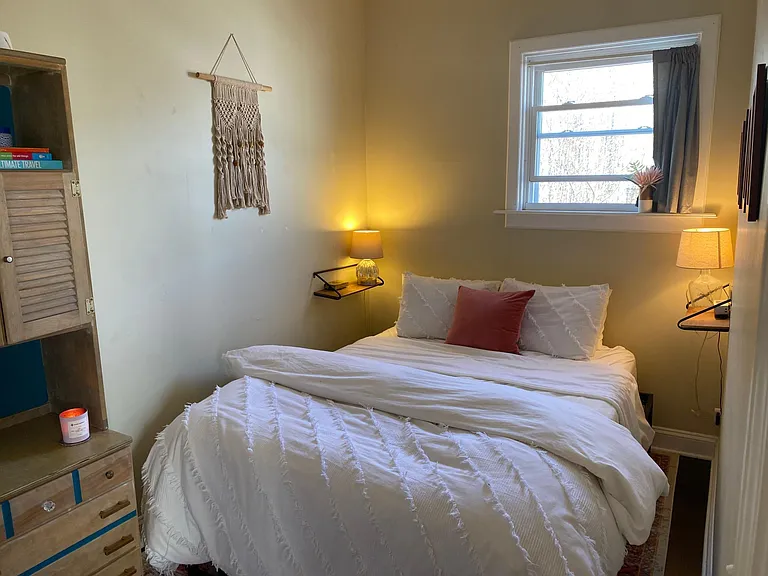 2440 W Cortland St #1 — Photo 10