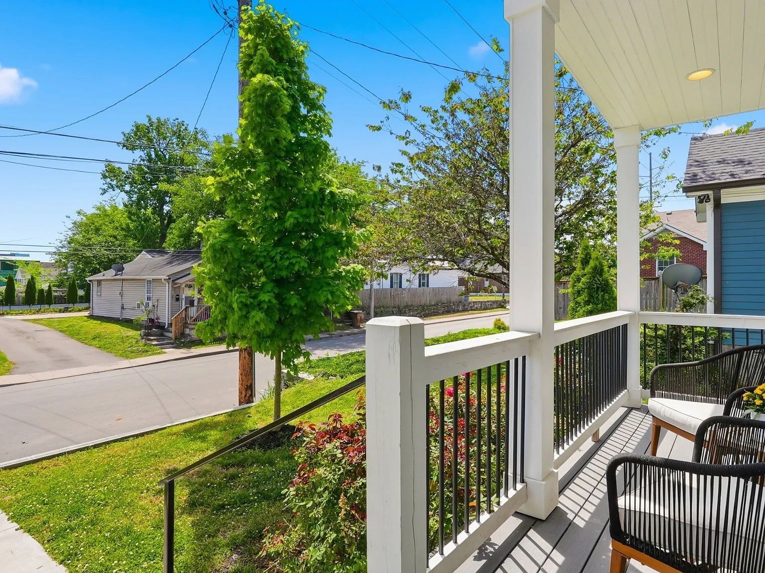 4 bed, 3.0 bath, 2622 sqft, $5,000 — Photo 4