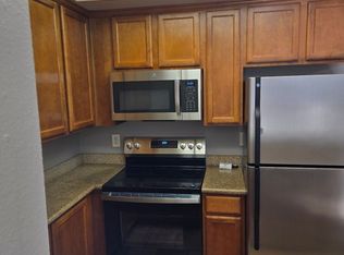 432 Edgehill Ln Unit 37, Oceanside, CA 92054