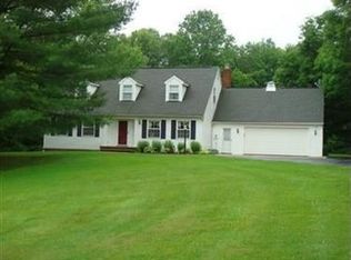 14794 Russell Ln, Novelty, OH 44072