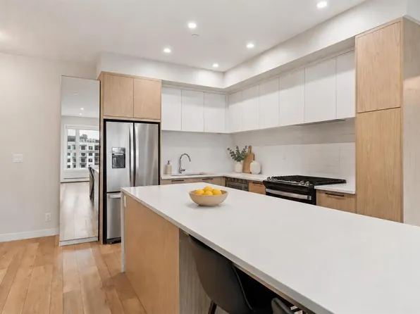4160 S Norford Ave NW #507, Calgary, AB T3B 6L8