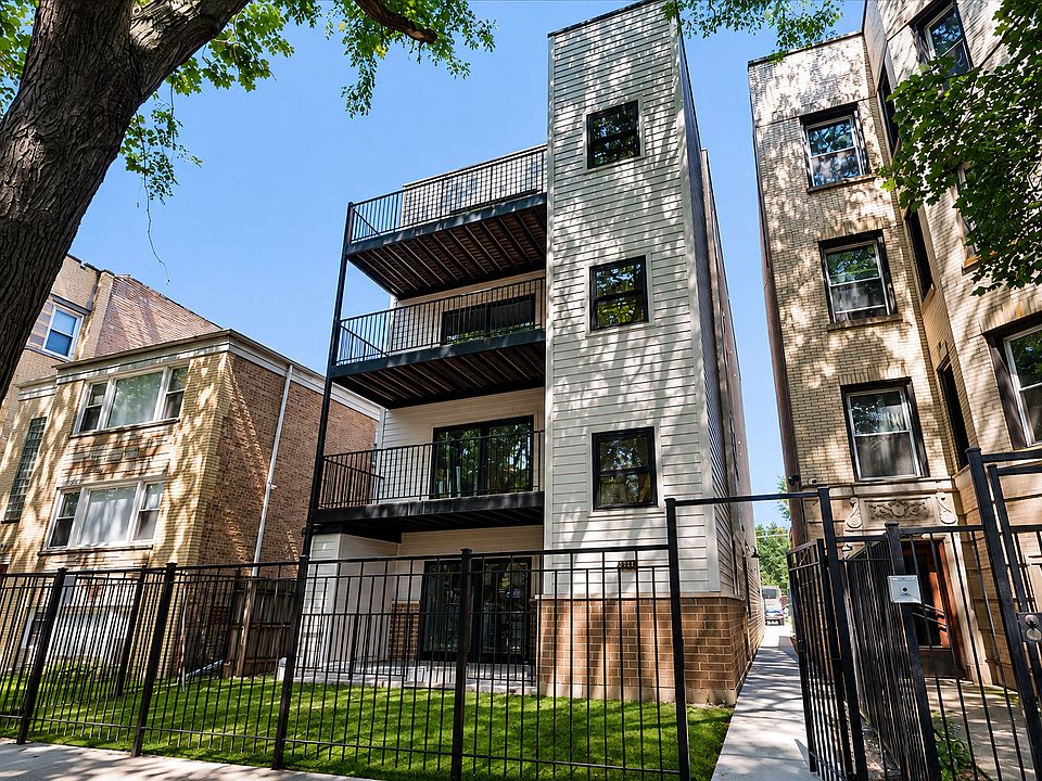 1st image of 2314 W Arthur Ave #3