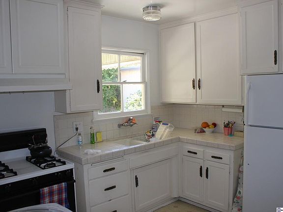 3rd image of 5166 Chimineas Ave